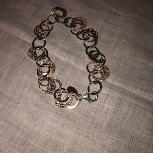 3🌻for$10Charming Charlie Pressed Circle Bracelet